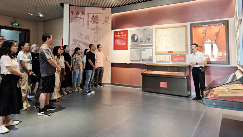 重庆财经职业学院组织全体思政课教师于7月12日至18日在福建龙岩市、厦门市开展系列培训活动。 重庆财经职业学院组织全体思政课教师于7月12日至18日在福建龙岩市、厦门市开展系列培训活动。